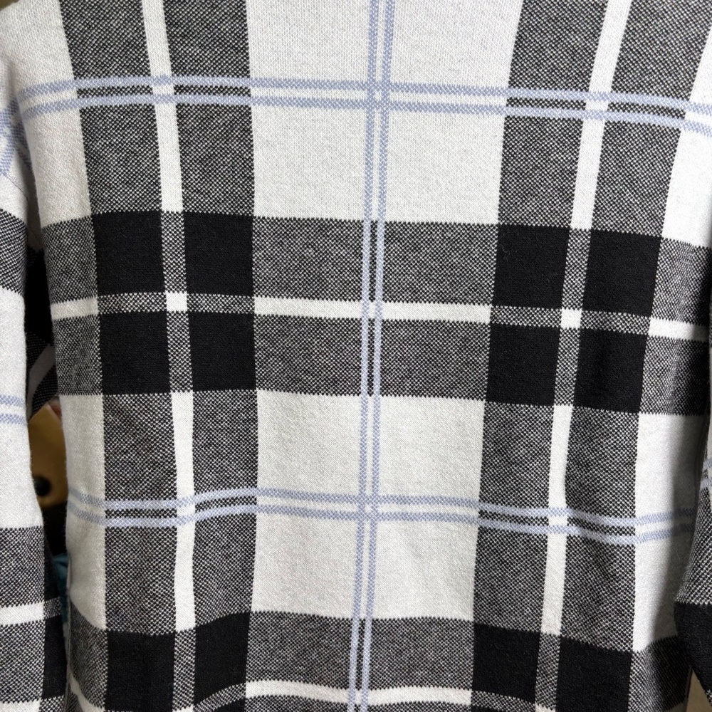 Tahari Cropped Black/White/Blue Plaid Mock Turtleneck Sweater Women’s Size M - Picture 5 of 6